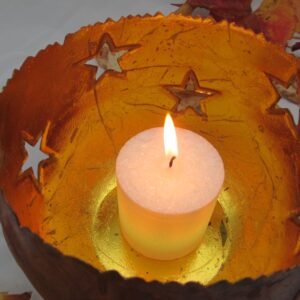 Laterne; der zauberhafte Sternenschein in Schwarz und Kupfer